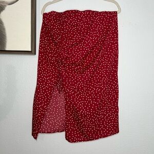 Red slit skirt